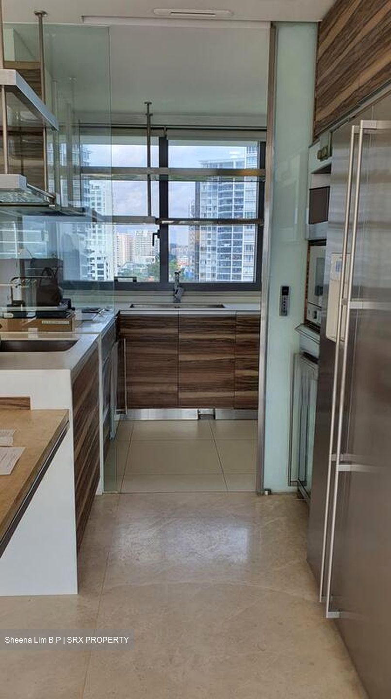 Jalan Rendang (D15), Condominium #439499851